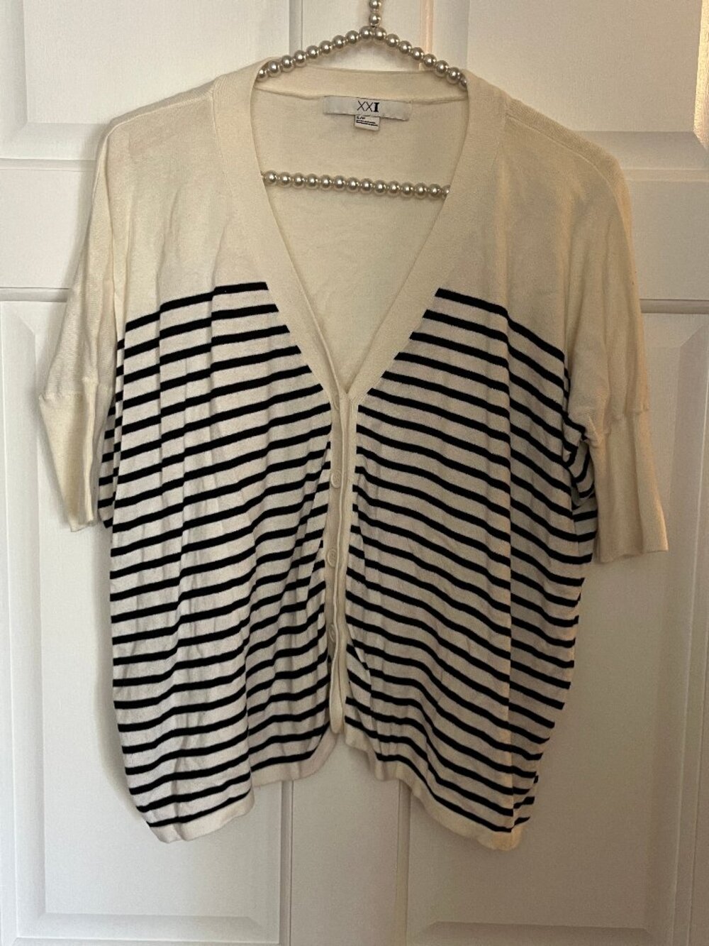 Forever 21 Ladies Lightweight Short Sleeve Knit Cardigan Sweater Size S